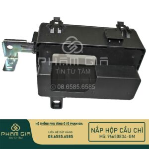 cầu chì xe ô tô