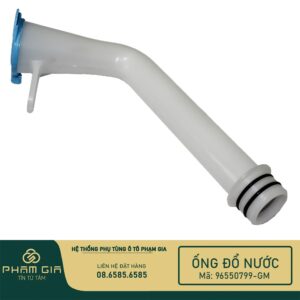 ống đổ nước rửa kính xe ô tô