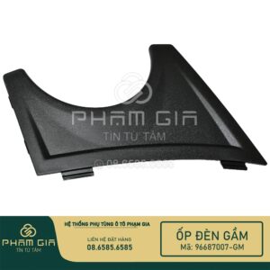 ốp đèn gầm xe ô tô