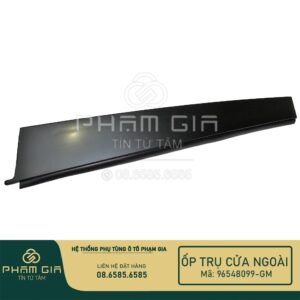 ốp trụ cửa xe ô tô