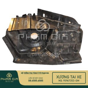 xương tai xe ô tô