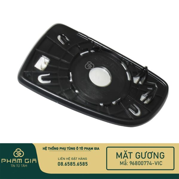 MAT GUONG 96800774-VIC