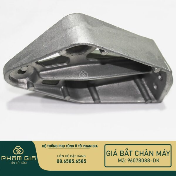 GIA BAT CHAN TRUOC PHAI 96078088-DK