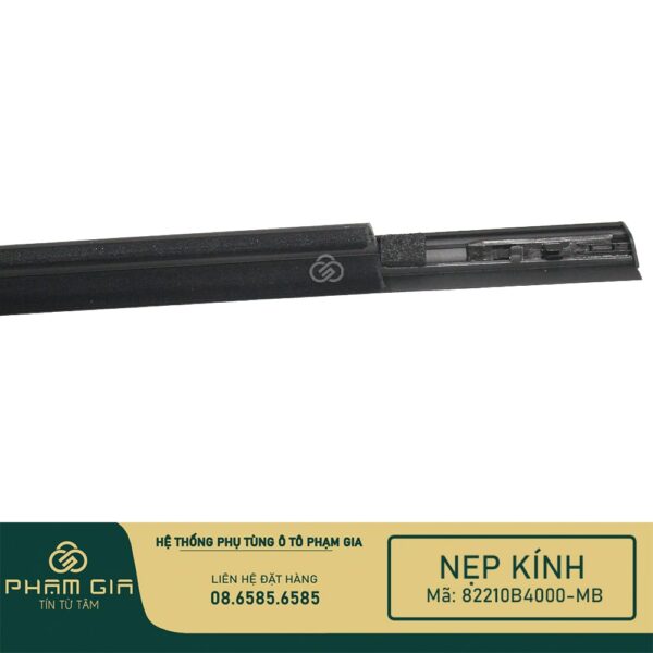 NEP KINH NGOAI 82210B4000-MB