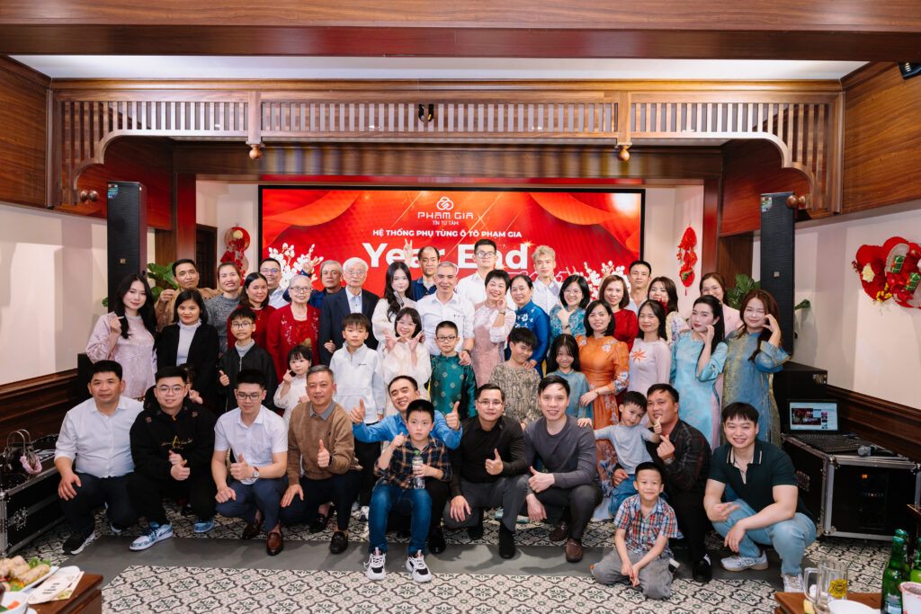 TIỆC TẤT NIÊN CUỐI NĂM – HÀNH TRÌNH NHÌN LẠI MỘT NĂM PHÁT TRIỂN